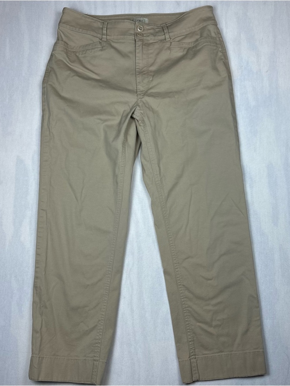LOFT Outlet Woman’s Khaki Cropped Straight-Leg Pants Size: 6